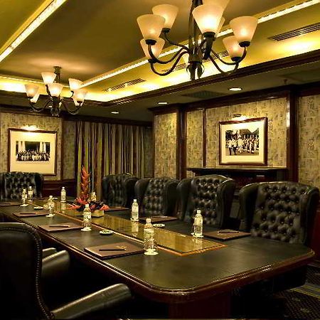 The Apartments At Merdeka Palace Hotel Kuching Exterior photo