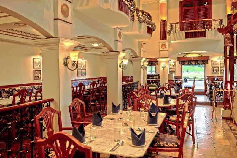 The Apartments At Merdeka Palace Hotel Kuching Exterior photo